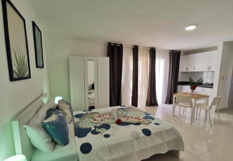 Caribbean Studios Tropicana With Pool - Playa Los Corales Punta Cana Zewnętrze zdjęcie